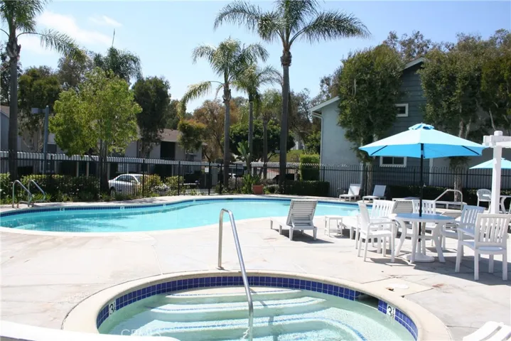Swimming Pool & Spa