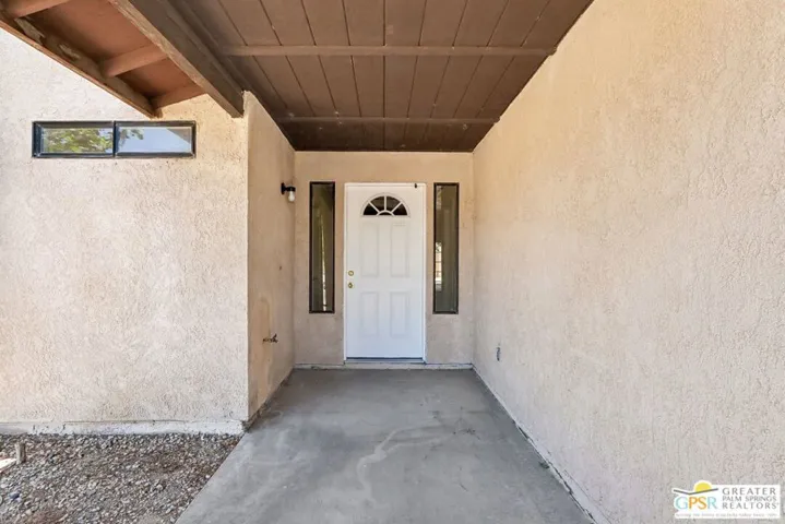 13819 Rivers Edge Road, Helendale, California 92342