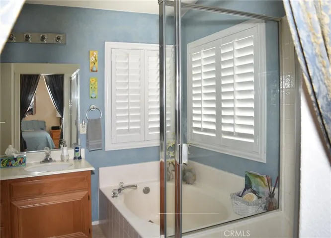 Upstairs primary bath