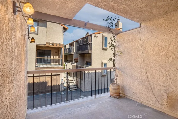 13982 Ramhurst 6, La Mirada, California 90638
