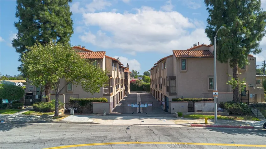 13982 Ramhurst 6, La Mirada, California 90638