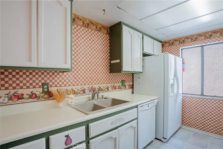 13982 Ramhurst 6, La Mirada, California 90638
