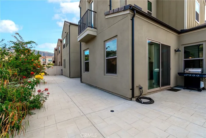Backdoor slider entrance to living room