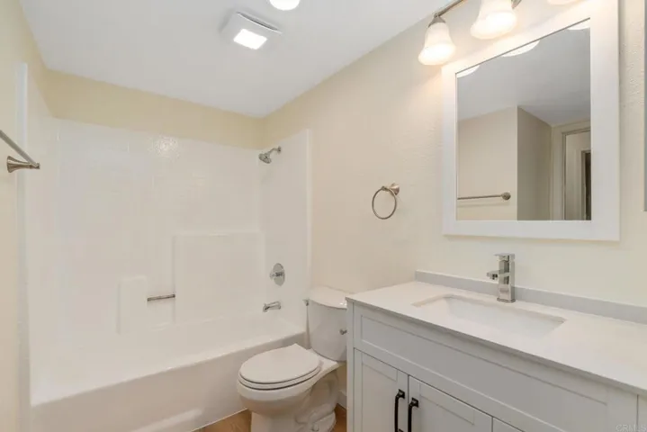 3535 Banbury Dr 65, Riverside, California 92505