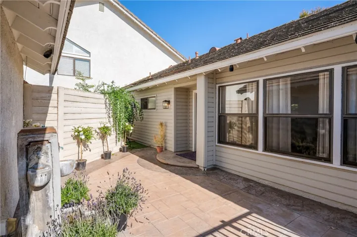 492 E Yale Loop, Irvine, California 92614