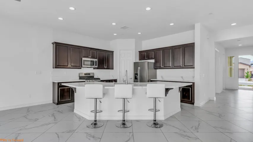 Breakfast Bar