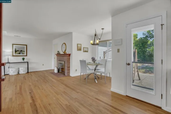 144 Roslyn Dr, Concord, California 94518