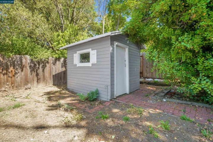 144 Roslyn Dr, Concord, California 94518