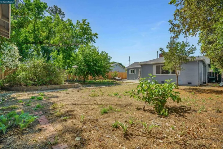144 Roslyn Dr, Concord, California 94518