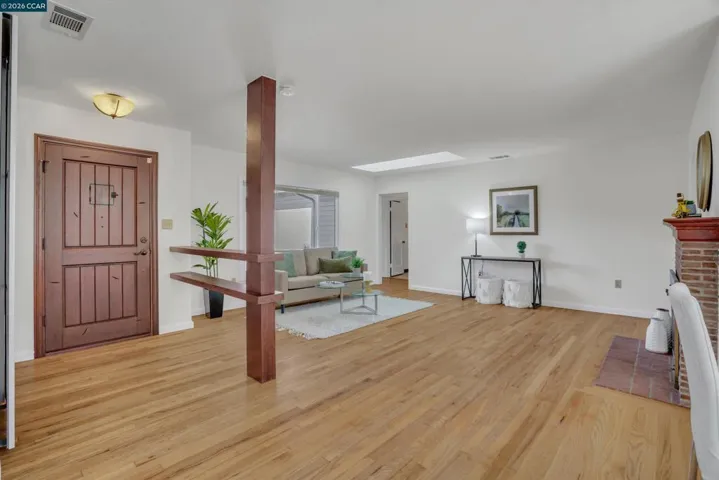 144 Roslyn Dr, Concord, California 94518