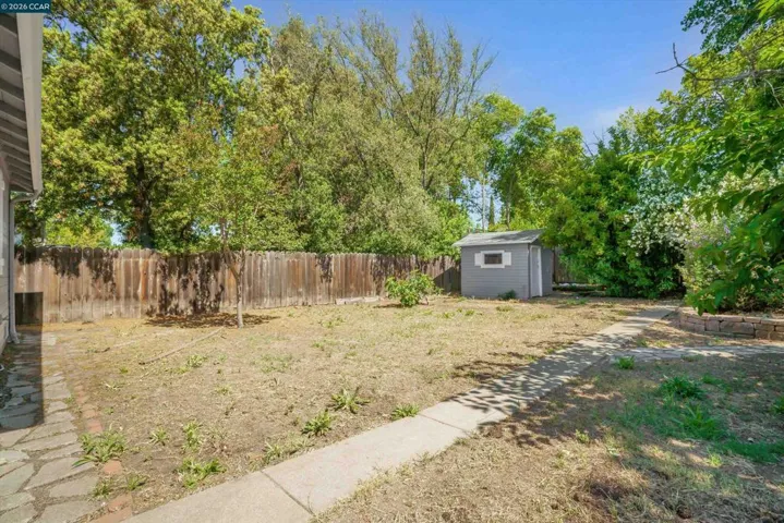 144 Roslyn Dr, Concord, California 94518