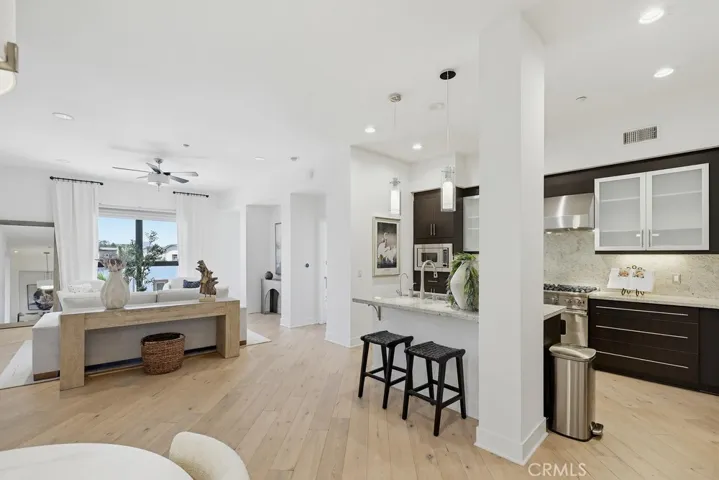 402 S Rockefeller 406, Irvine, California 92612