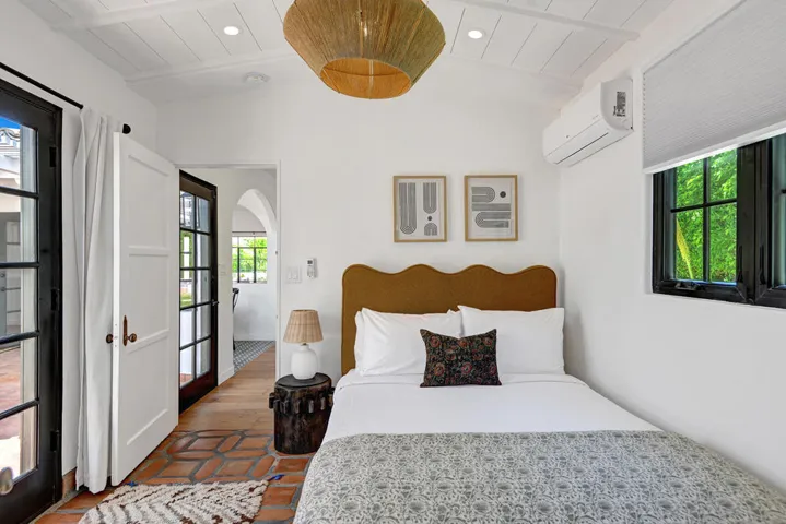 MIDDLE GUEST BEDROOM MLS - Copy