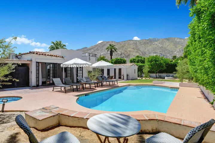 SPA AND POOL TO MOUNTAINS LOW MLS
