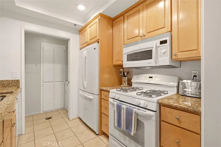 2567 Plaza Del Amo 108, Torrance, California 90503