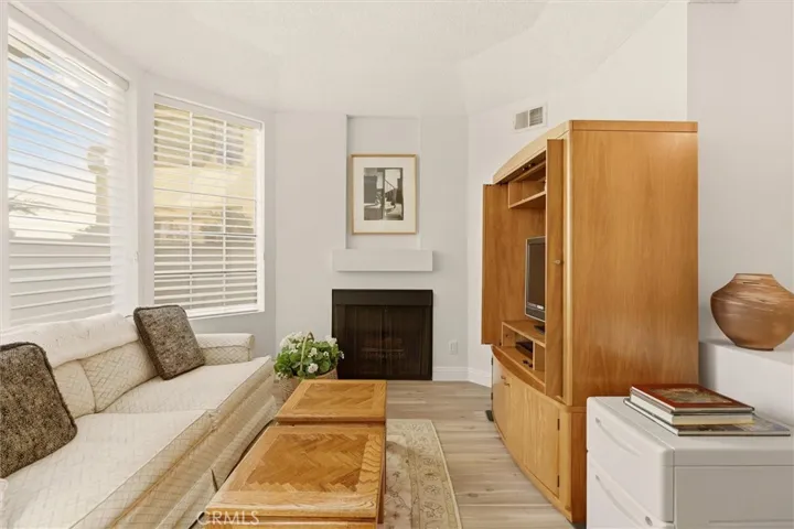2567 Plaza Del Amo 108, Torrance, California 90503