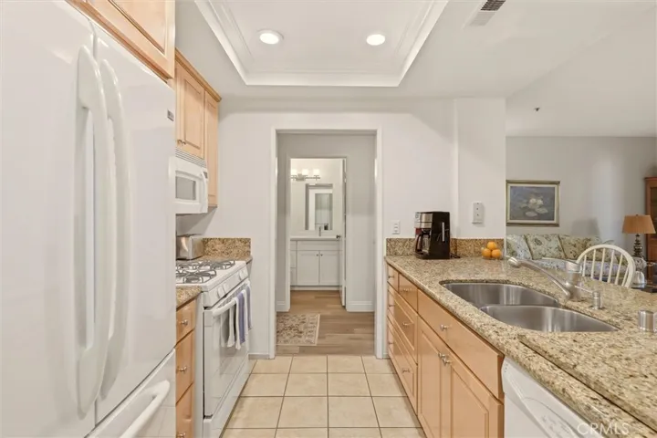 2567 Plaza Del Amo 108, Torrance, California 90503