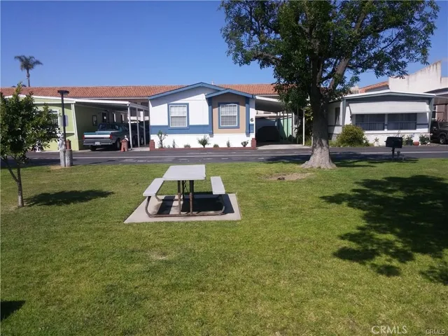 401 W Carson 37, Carson, California 90745
