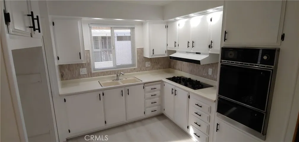 401 W Carson 37, Carson, California 90745