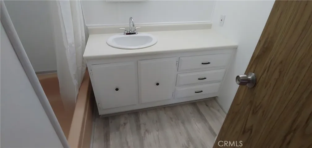 401 W Carson 37, Carson, California 90745