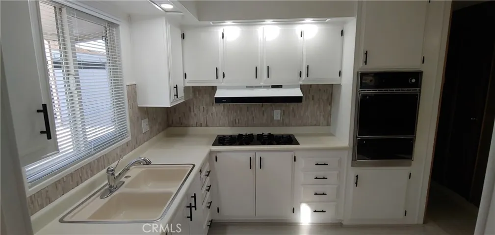 401 W Carson 37, Carson, California 90745