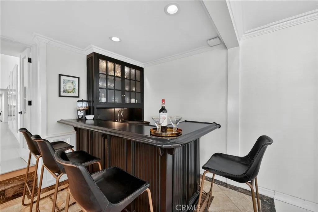 Wet bar