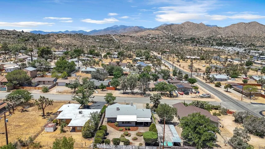 7725 Shawnee, Yucca Valley, California 92284