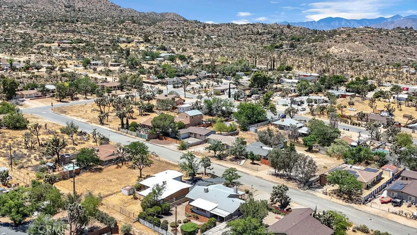 7725 Shawnee, Yucca Valley, California 92284
