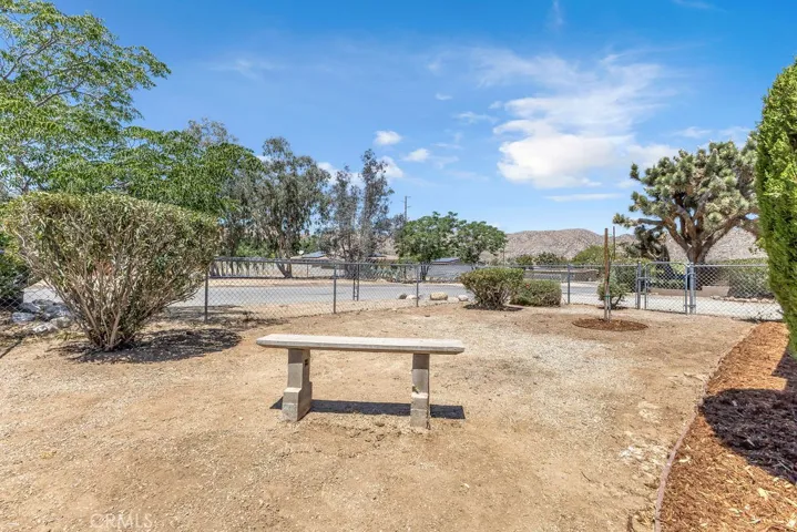 7725 Shawnee, Yucca Valley, California 92284