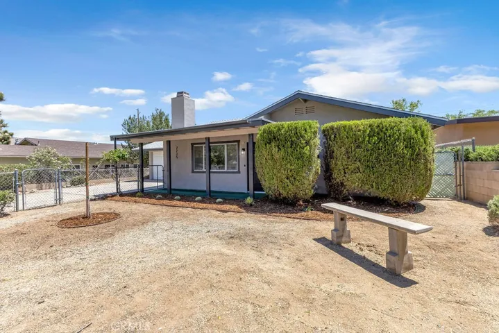 7725 Shawnee, Yucca Valley, California 92284