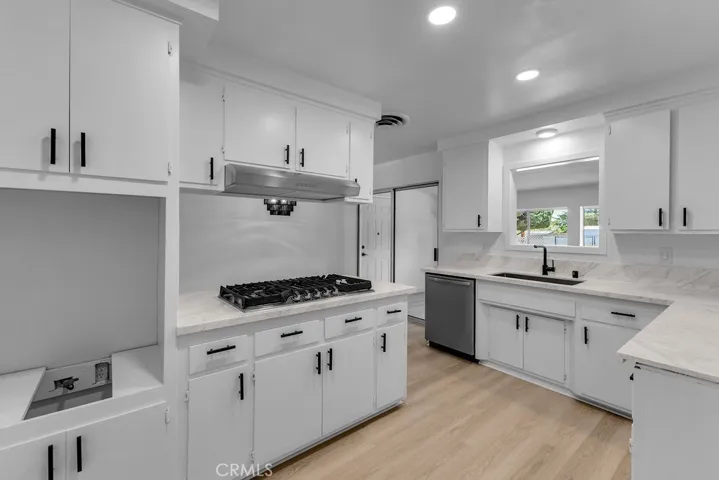 7725 Shawnee, Yucca Valley, California 92284
