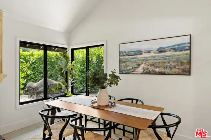 2231 Willowpark Court, Thousand Oaks, California 91362