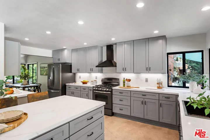2231 Willowpark Court, Thousand Oaks, California 91362