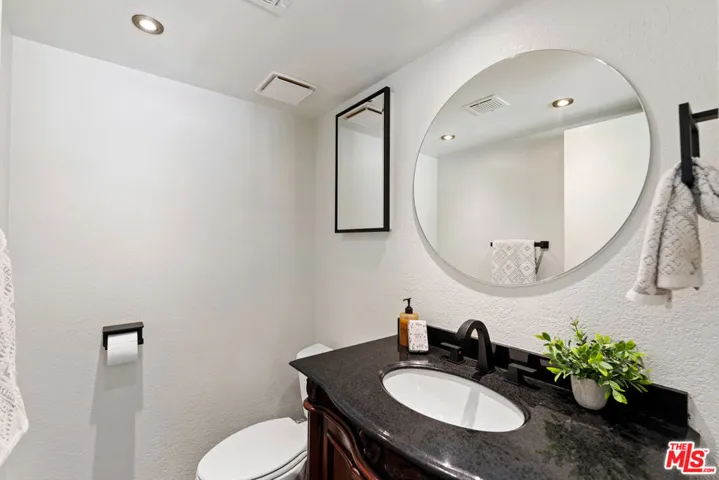 2231 Willowpark Court, Thousand Oaks, California 91362
