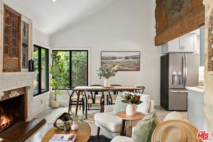 2231 Willowpark Court, Thousand Oaks, California 91362