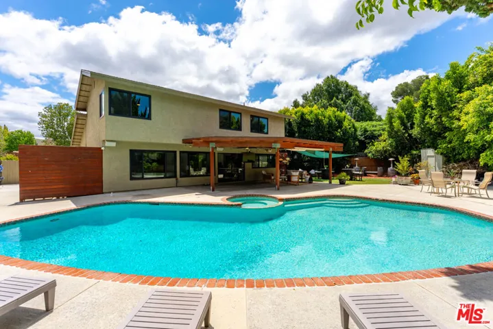 2231 Willowpark Court, Thousand Oaks, California 91362