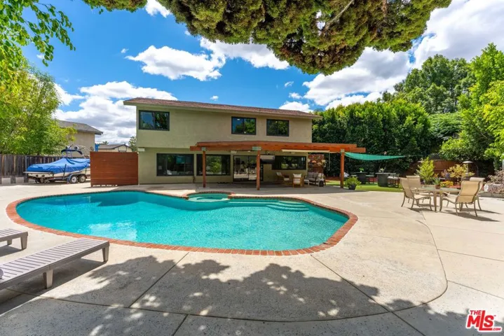2231 Willowpark Court, Thousand Oaks, California 91362