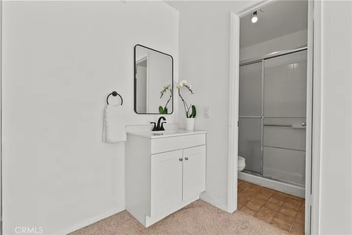 21124 Rosedell, Saugus, California 91350