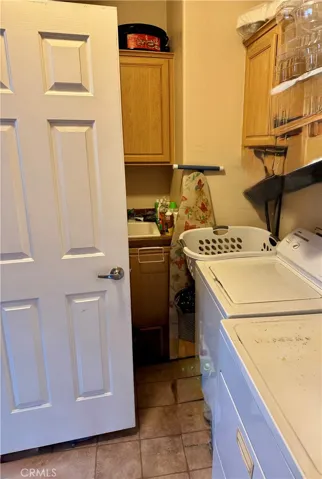 Laundry Room1