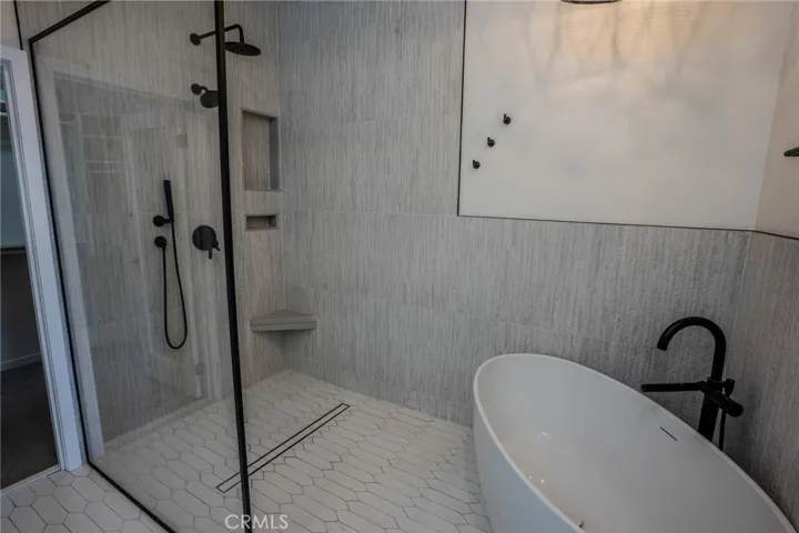 6237 Surfcove, Huntington Beach, California 92648