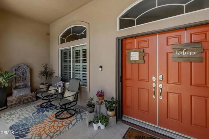 13_entryway_1