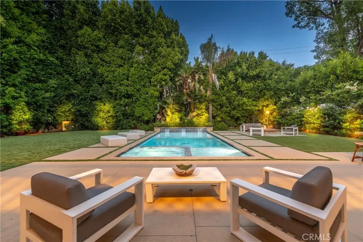 4438 Haskell Avenue, Encino, California 91436