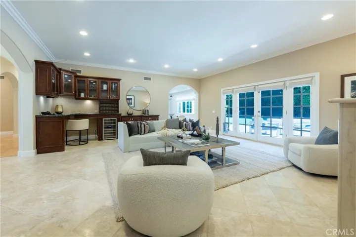 4438 Haskell Avenue, Encino, California 91436