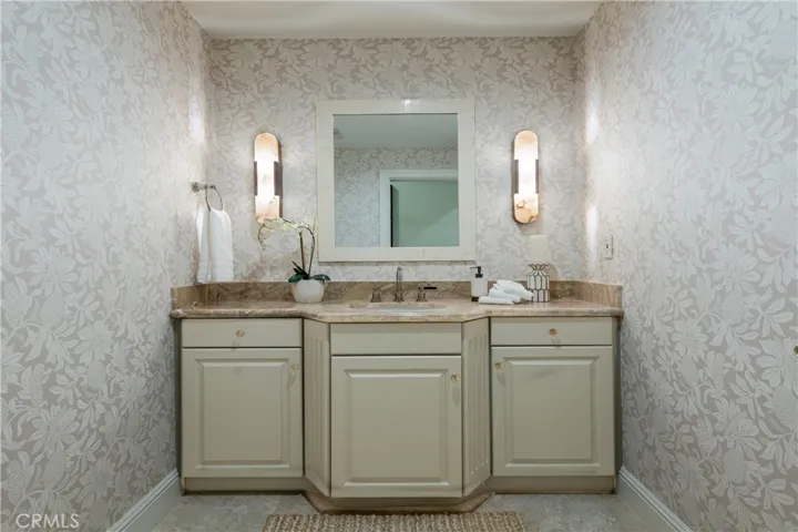 4438 Haskell Avenue, Encino, California 91436