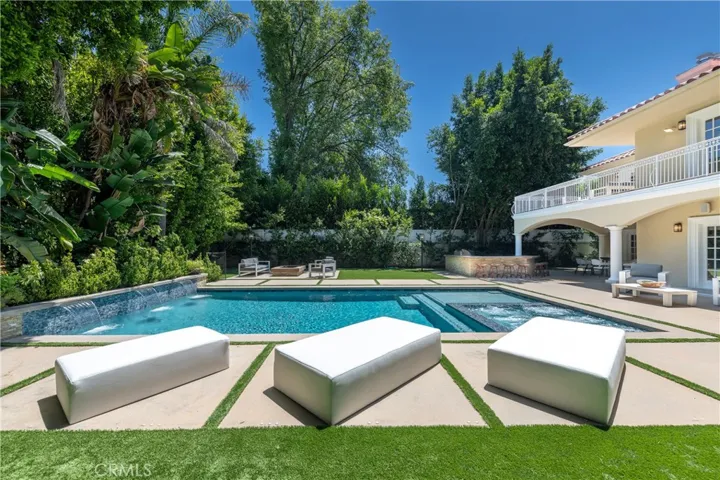 4438 Haskell Avenue, Encino, California 91436