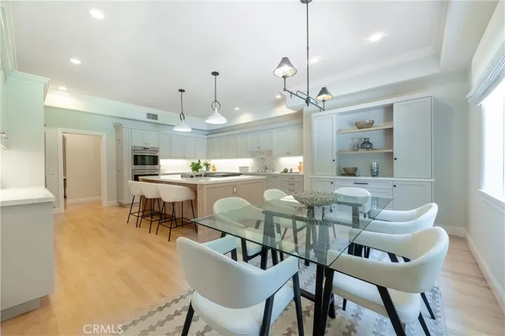 4438 Haskell Avenue, Encino, California 91436