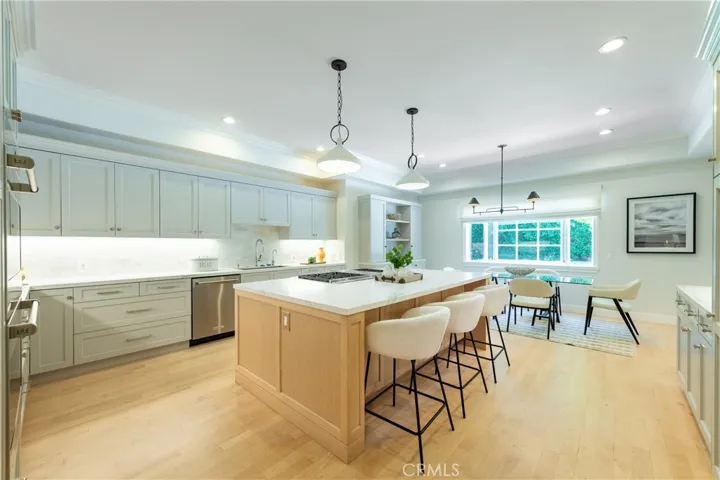 4438 Haskell Avenue, Encino, California 91436