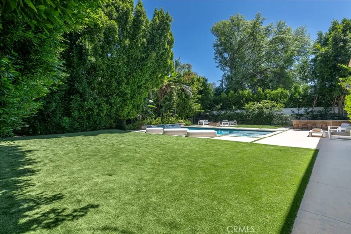 4438 Haskell Avenue, Encino, California 91436