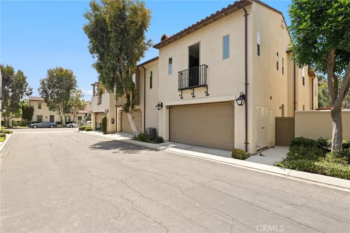74 Vintage, Irvine, California 92620