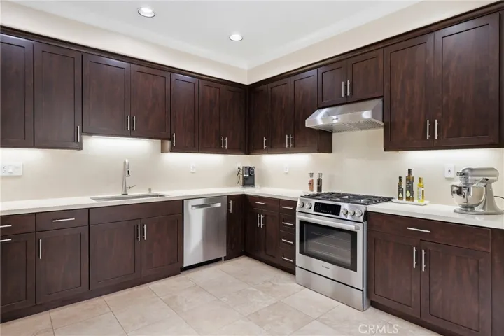 74 Vintage, Irvine, California 92620